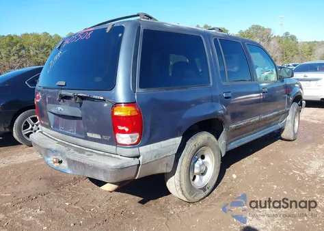 1999 Ford Explorer Eddie Bauer/Limited Edition/Xlt from USA, damaged, VIN 1FMZU32E5XUB05508